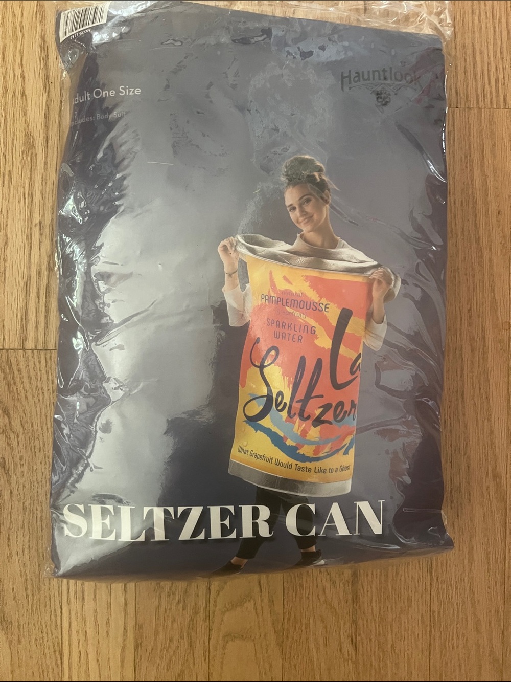La Croix costume
